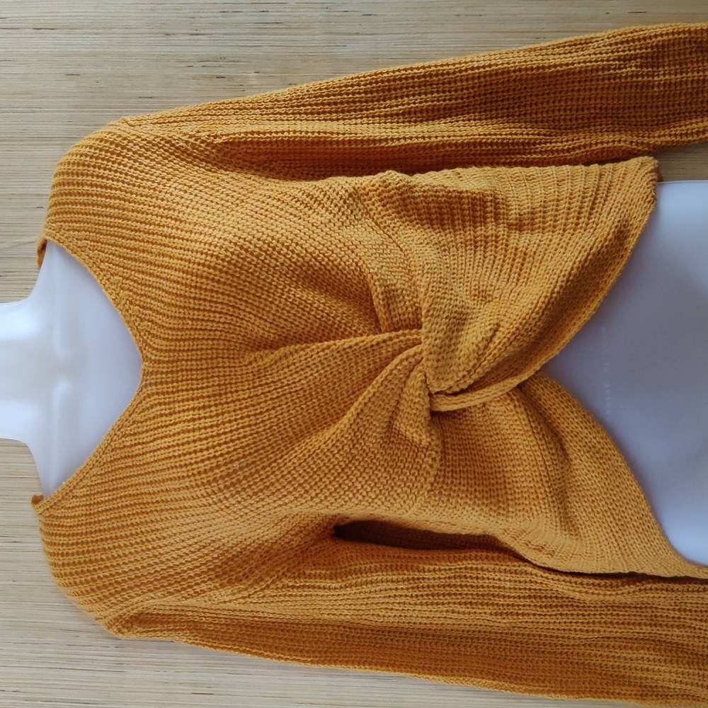 Twist front sweater
